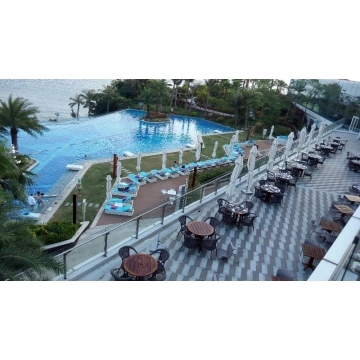 Square sun shade cantilever parasol umbrella